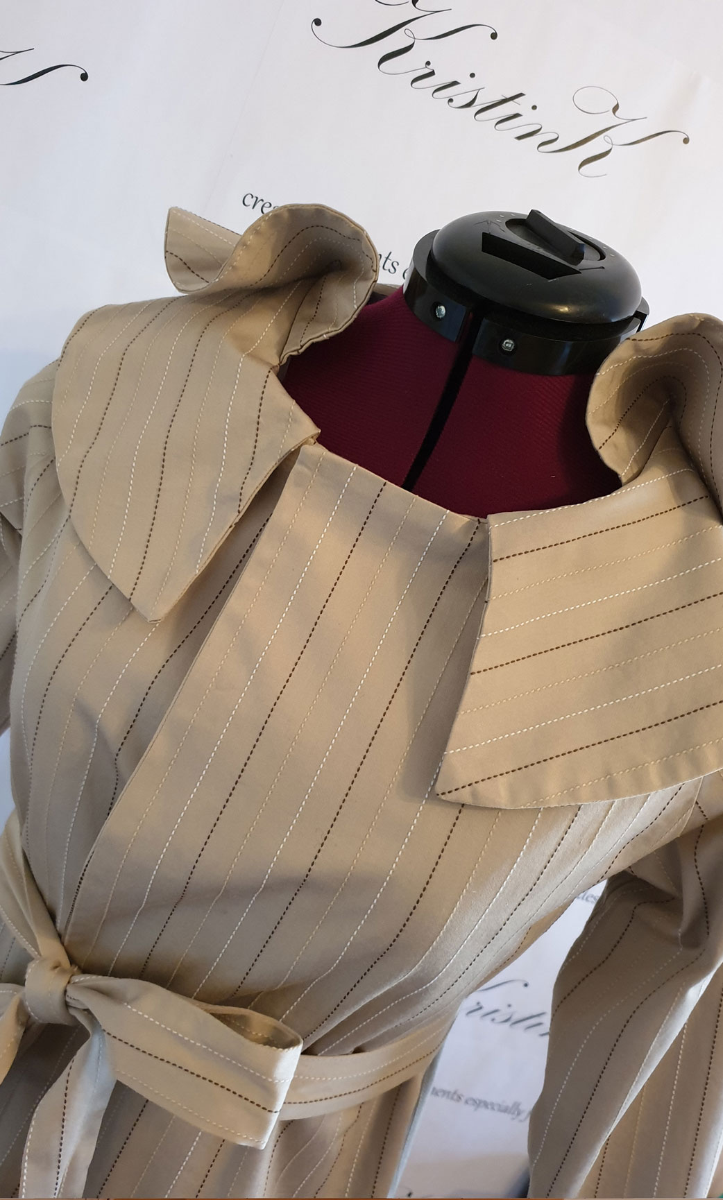 Coat032_3